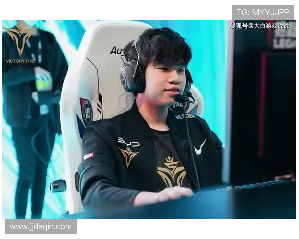 V5战队在世界大师赛中以100分稳居积分榜首位展现强大实力